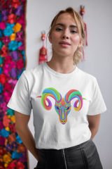 Koç Burcu Renkli Sembol Beyaz T-Shirt