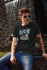All You Need Siyah T-Shirt