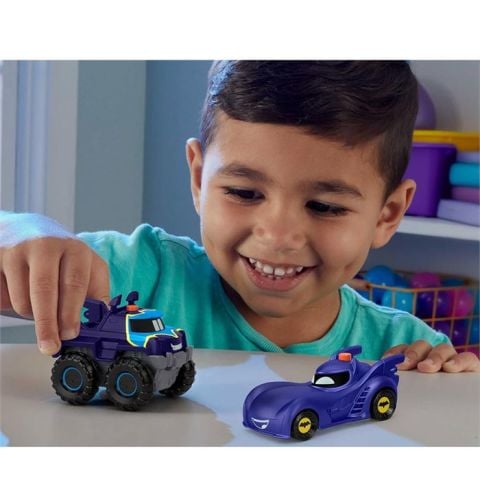 Fisher-Price Batwheels Işıklı Yarışçılar HML25