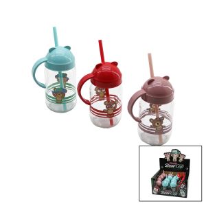 QLUX C-00374 TEDY BEAR ( PİPETLİ  ) ( CAM ) BARDAK (AYICIK RESİMLİ) (370CC) (AYICIK FİGÜRLÜ& RENKLİ PLASTİK& KULPLU KAPAK)*32=K