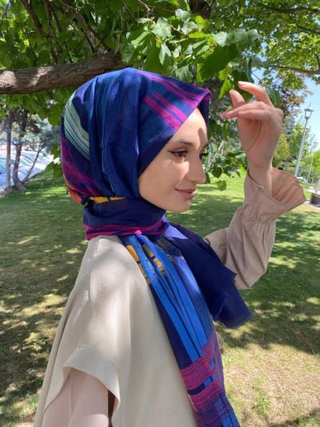Aker Yaz Serinliği Geometrik Desenli İpek Koton (Pamuklu) Etol Şal 8095777 LACİVERT