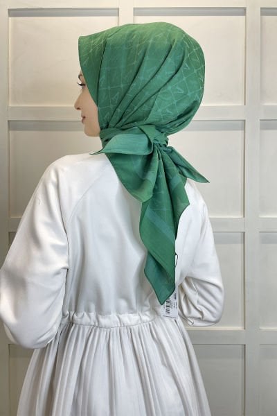 Armanda Monogram Eşarp - Logo Desenli Seher Tek Renk Eşarp AR3106 ZÜMRÜT