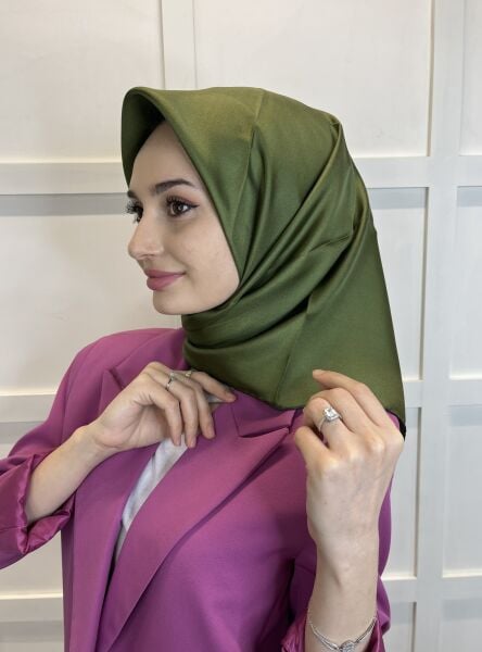 İpekevi Solid Color Twil Silk Scarf 01116 OTTOMAN GREEN