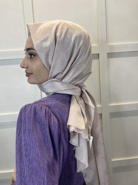 Piramit Monogram Şal, Özel Desenli Elegant Şal 01008 AÇIK PUDRA