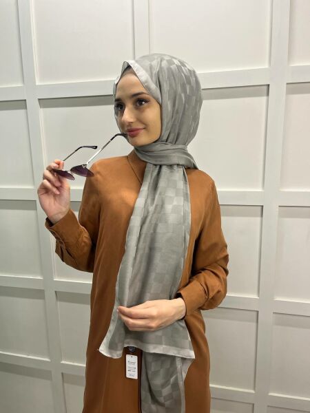 Pyramid Checkerboard Patterned Monogram Shawl 00876 DUMAN