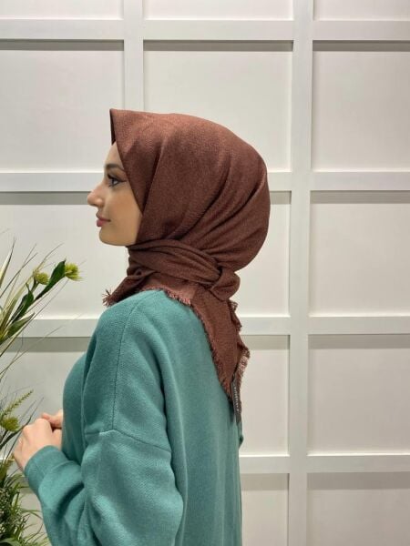 Sarar Hint Kaşmiri Kendinden Desenli Tek Renk Eşarp SRRHNTKSMR KÜLLÜ KAHVE