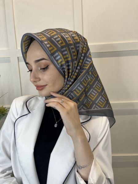 Quare Crystal Scarf, Stripe Patterned 01067 DARK GRAY