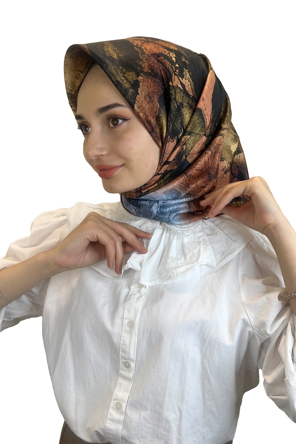 Quare Çiçek Desenli Rayon Eşarp 10701 KİREMİT