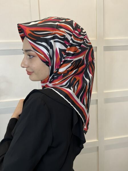 Quare Rayon Twill Scarf Patterned Rayon Scarf 1070 BLACK Fuchsia