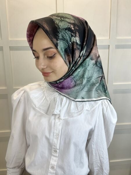 Quare Çiçek Desenli Rayon Eşarp 10701 ZÜMRÜT