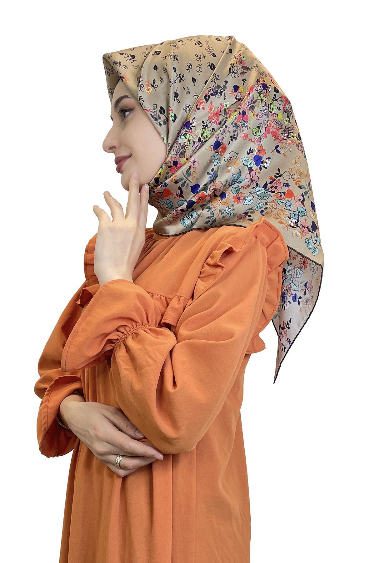 Aker Sura İpek Eşarp - 2024-2025 Sonbahar Kış Desenli İpek Eşarp 8931701 VİZON
