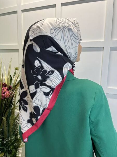 Magenta Scarf Digital Printing Bud Pattern Rayon Scarf 00749 BLACK RED