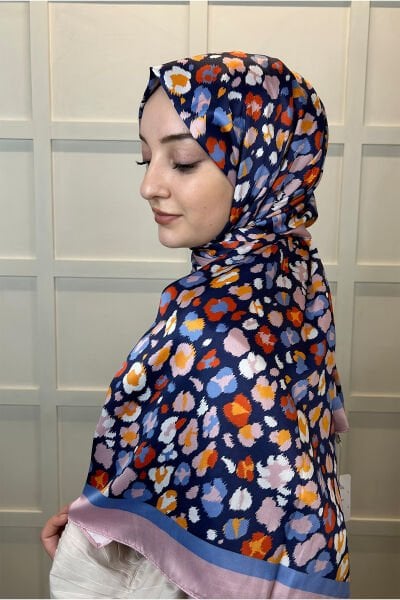 Quare Silky Shawl Floral Patterned Hijab Shawl 01105 PUDRA