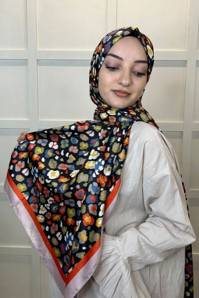 Quare Silky Shawl Floral Patterned Hijab Shawl 01105 LIGHT POWDER