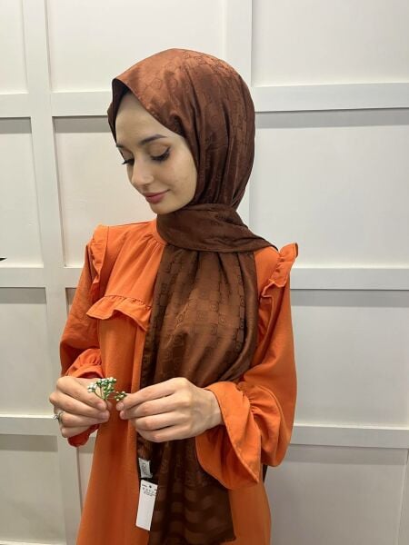 Cosie Monogram Patterned Jacquard Shawl 00905 BROWN