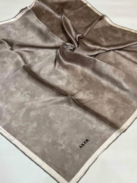 Aker Bulut Desen Sezonsuz (Tek Renk) Sura Krep Saten 90x90cm İpek Eşarp 7208701 AÇIK VİZON