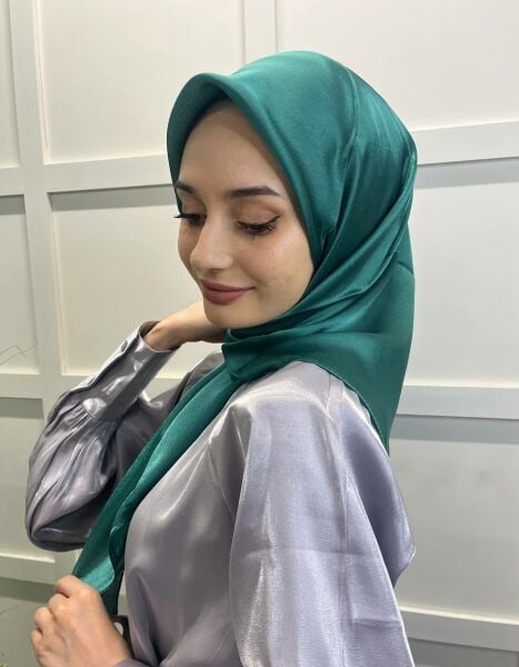 Cosie Silky Look Janjan Scarf 100x100cm 00906 EMERALD