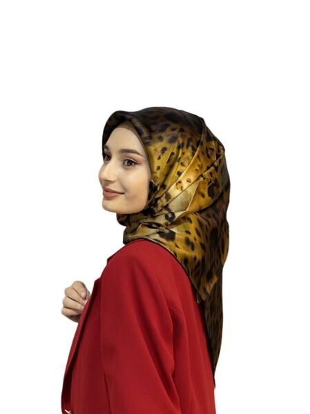 Armine Nostalji Serisi Sura Leopar Desenli İpek Eşarp 8260D