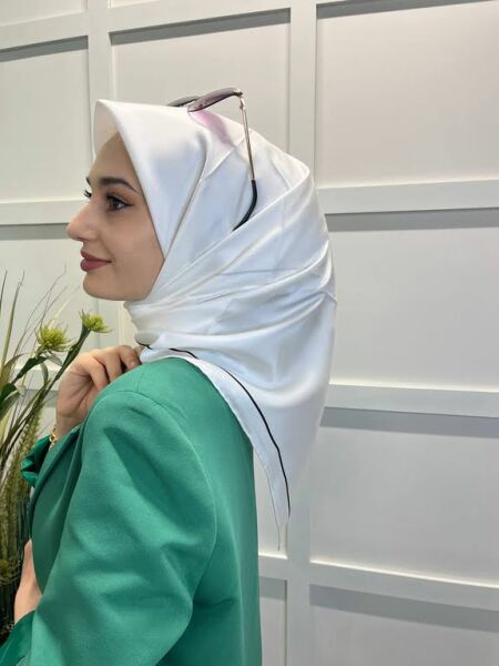 İpekevi Tivil İpek Eşarp - Çerçeve Çizgi Desenli Tek Renk Saf İpek Eşarp 1115 İNCİ BEYAZI