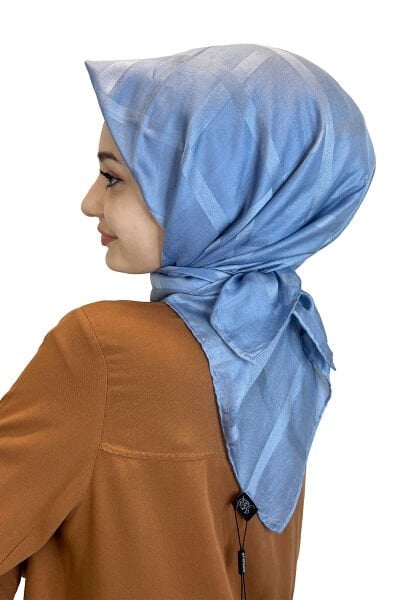 METALLIC BLUE
