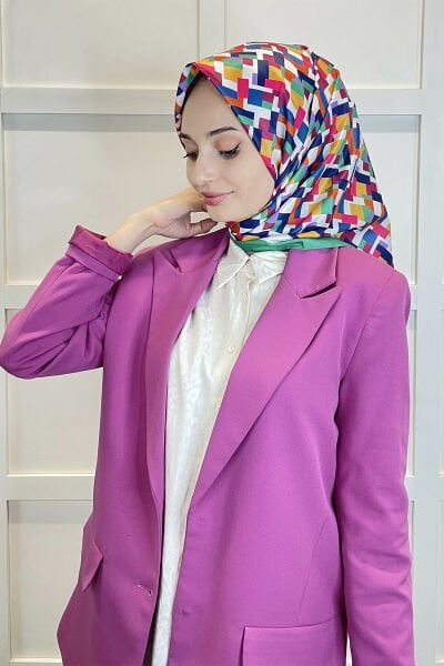 Shecarf Quare Rayon Eşarp - Desenli Avangard Eşarp - Dijital Baskı - Kadın Tesettür 01102 BENETTON