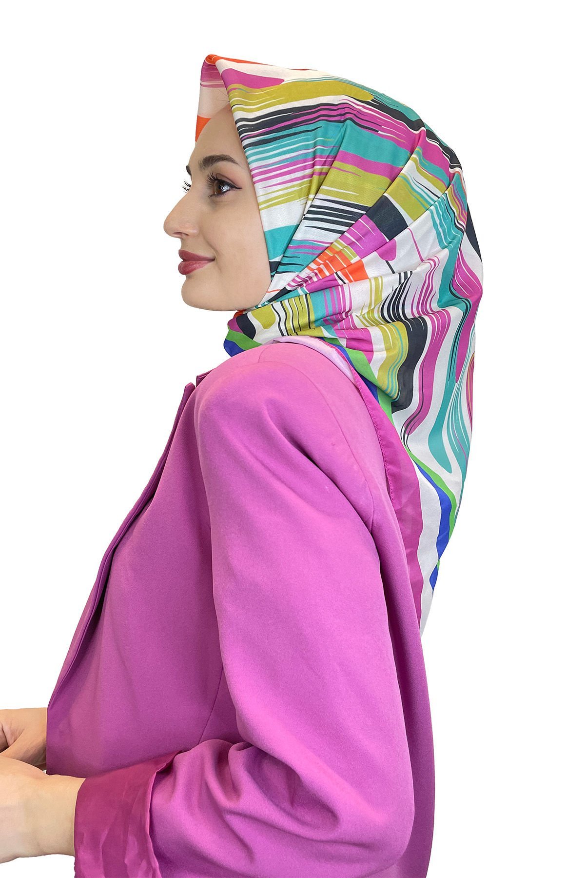 Quare Vual Krep Eşarp - Geometrik Desenli Tesettür Kadın Eşarp 01115 FUŞYA