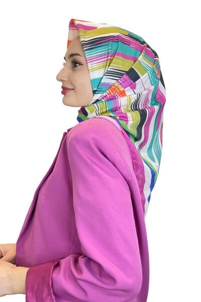 Quare Vual Krep Eşarp - Geometrik Desenli Tesettür Kadın Eşarp 01115 FUŞYA