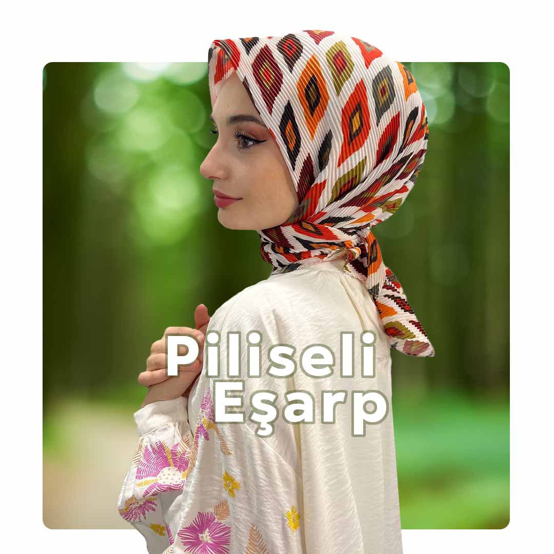 Pleated Scarf