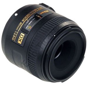Nikon 40mm f2.8G AF-S DX Micro Lens