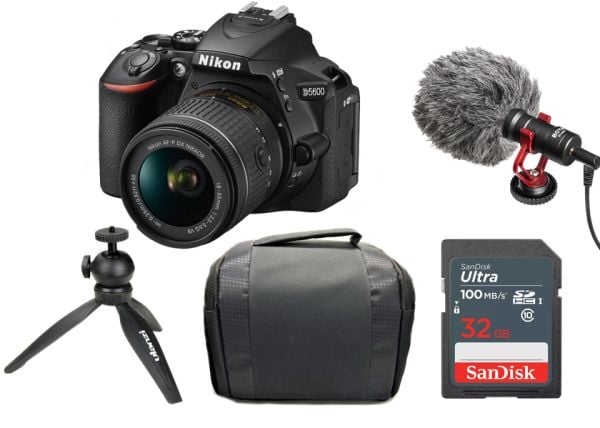 Nikon D5600 18-55mm VR Vlogger Kit