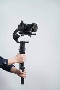 Moza Air 2 Gimbal + iFocus M Odak Takip Motoru + Premium Çanta