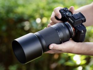 Tamron 70-300mm F  4.5-6.3 Di III RXD Lens (Sony E Mount)