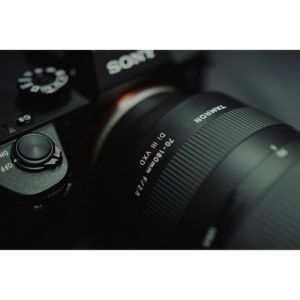 Tamron 70-180mm f / 2.8 Di III VXD Lens (Sony E)