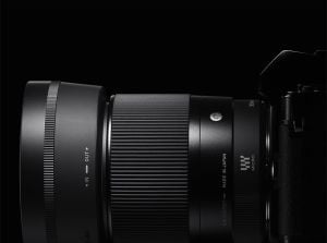 Sigma 30mm f/1.4 DC DN Lens (Sony E Mount)