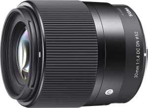 Sigma 30mm f/1.4 DC DN Lens (Sony E Mount)