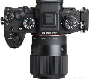 Sigma 30mm f/1.4 DC DN Lens (Sony E Mount)