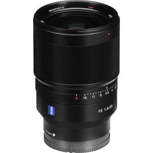 Sony FE 35mm F/1.4 ZA Lens
