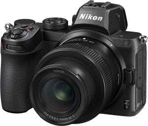 Nikon Z5 24-50mm Lensli Kit
