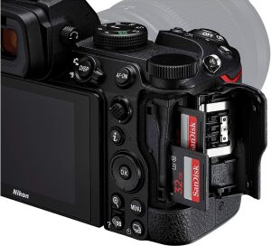 Nikon Z5 Body + Nikon FTZ II Mount Adaptör
