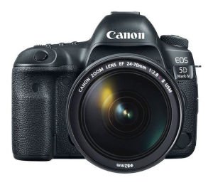 Canon EOS 5D Mark IV + 24-70mm f/2.8L II USM