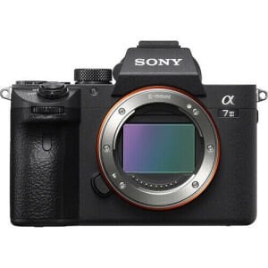 Sony A7 III + 24-70mm f/2.8 GM Lens Kit