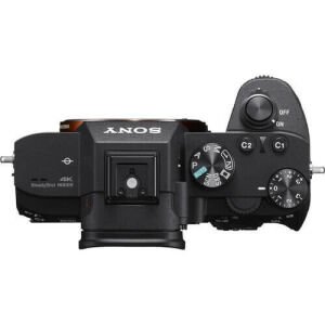 Sony A7 III + 24-70mm f/2.8 GM Lens Kit