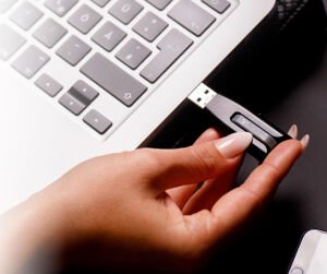 Verbatim 32GB V3 USB 3.2 Gen 1 USB Sürücü