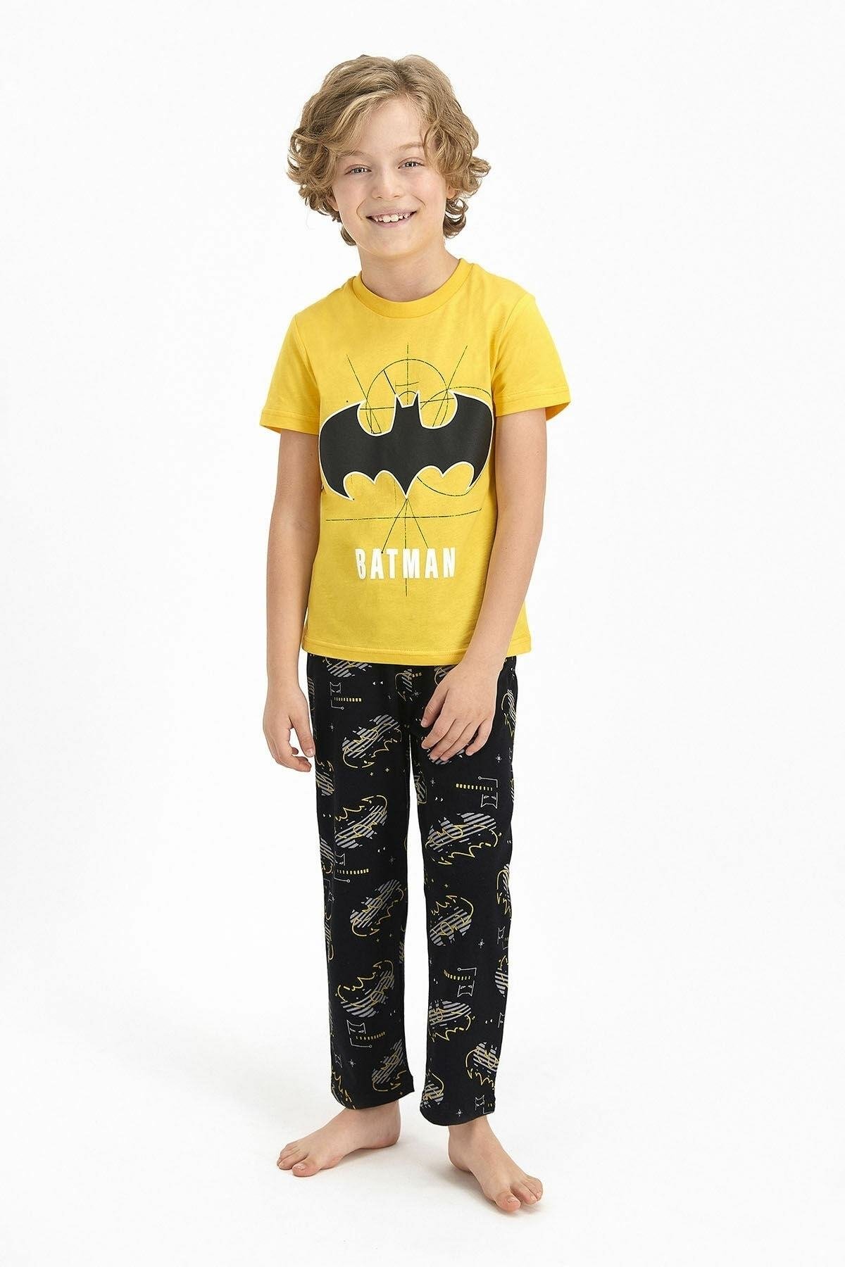 BATMAN ERKEK ÇOCUK PİJAMA TAKIMI