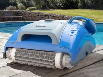 Gemaş DOLPHIN M200 Otomatik Havuz Süpürge Robotu-Automatic Pool Cleaners-ToptancıyızBiz