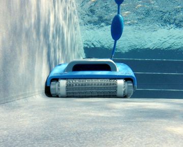 Gemaş DOLPHIN M200 Otomatik Havuz Süpürge Robotu-Automatic Pool Cleaners-ToptancıyızBiz