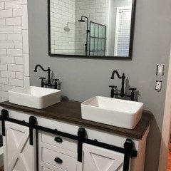 Çekmeceli Sürgülü Doğal Ahşap Büyük Banyo Dolabı