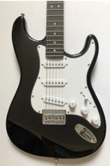 Squier MM Strat Hard Tail Black Elektro Gitar