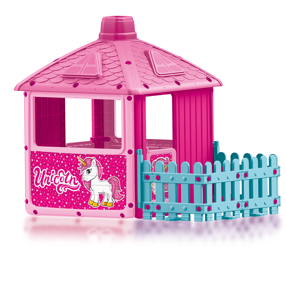 Unicorn Townhouse With Fence
