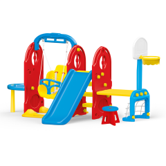 Voller 7-in-1-Spielplatz